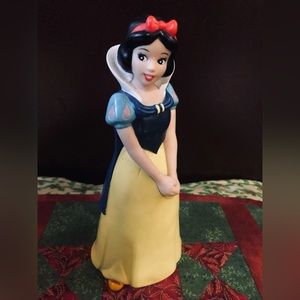 Vintage Disney Snow White Hard Plastic Coin Bank With Original  Stopper